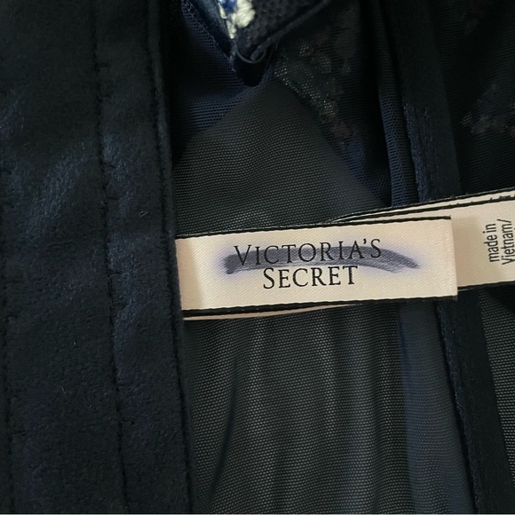 NEW Victoria's Secret Dream Angels Bejeweled Embroidered Corset Top 22878 - Picture 4 of 7